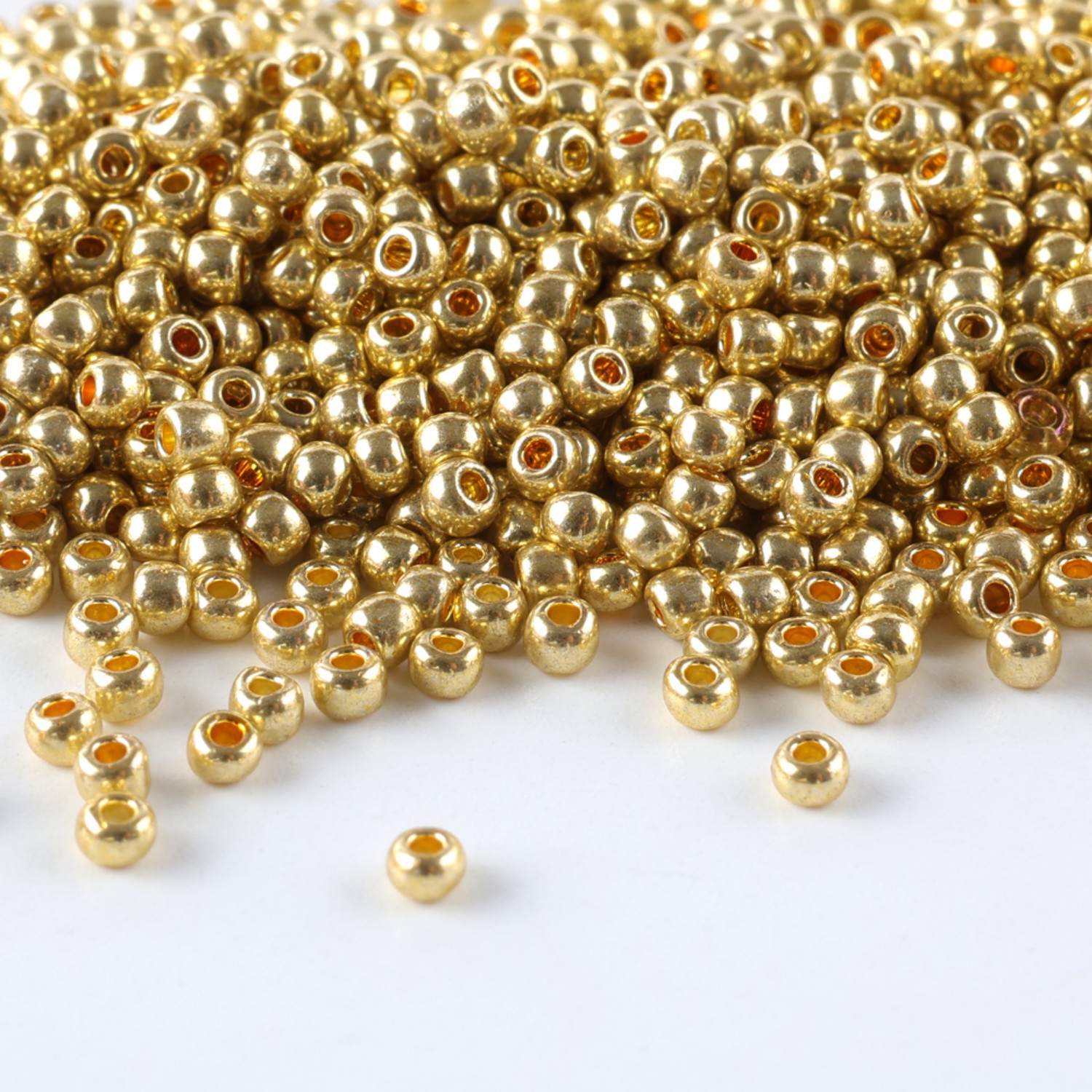 Domestic CJ 11/0 Metallic Roun - Seed Bead Tube recension och pris